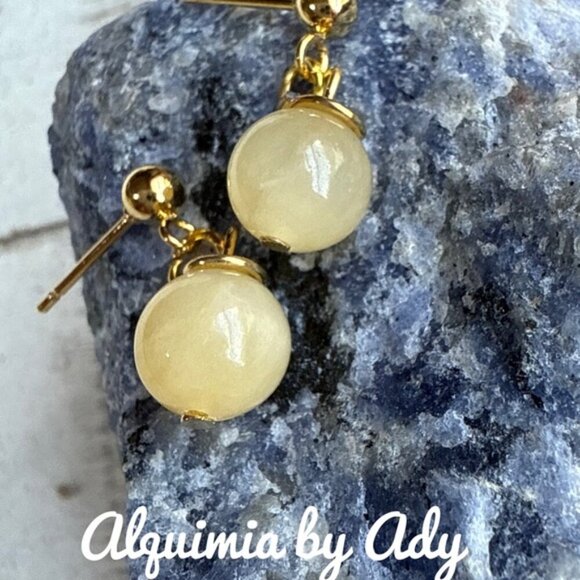 Yellow jade dangle earrings - Picture 1 of 1